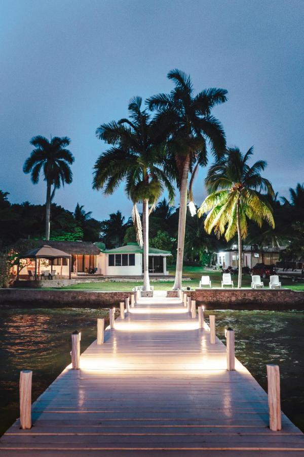 Royal Palm Bacalar Cabanas & Lagoon Club Ngoại thất bức ảnh